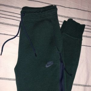 Nike Tech Fleece Joggers